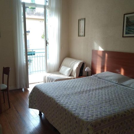 Hotel Lucciola Bordighera Zewnętrze zdjęcie