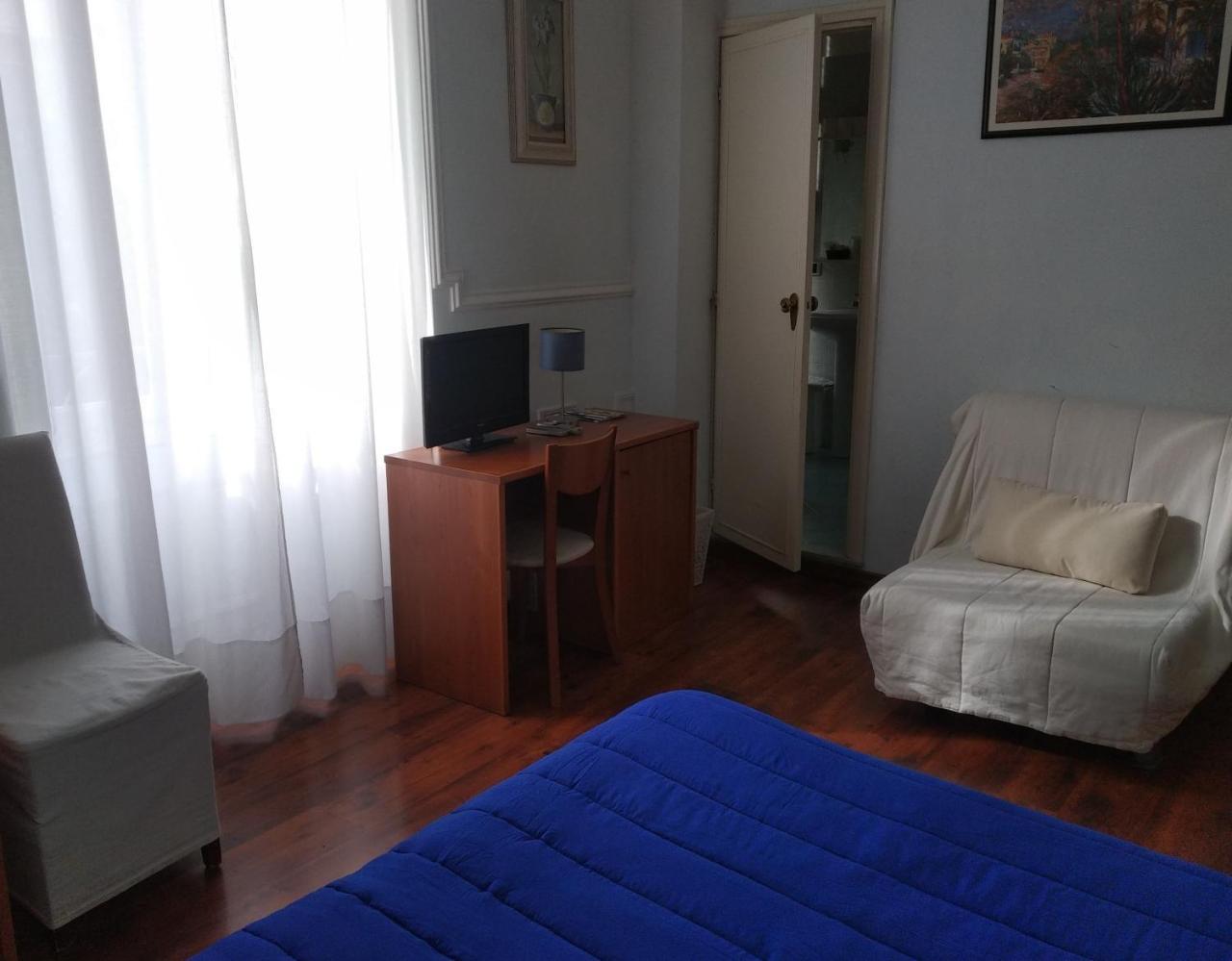 Hotel Lucciola Bordighera Zewnętrze zdjęcie