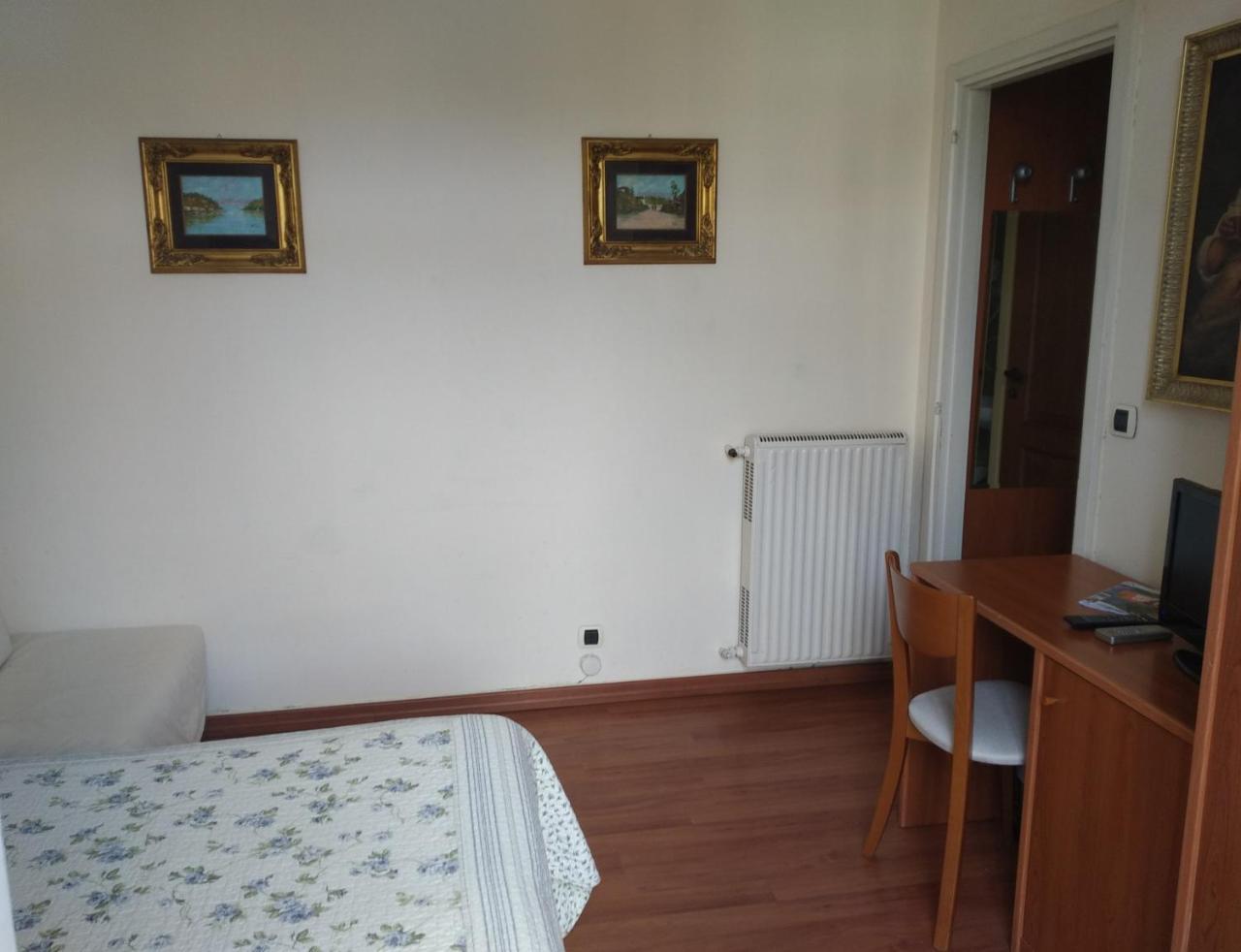 Hotel Lucciola Bordighera Zewnętrze zdjęcie