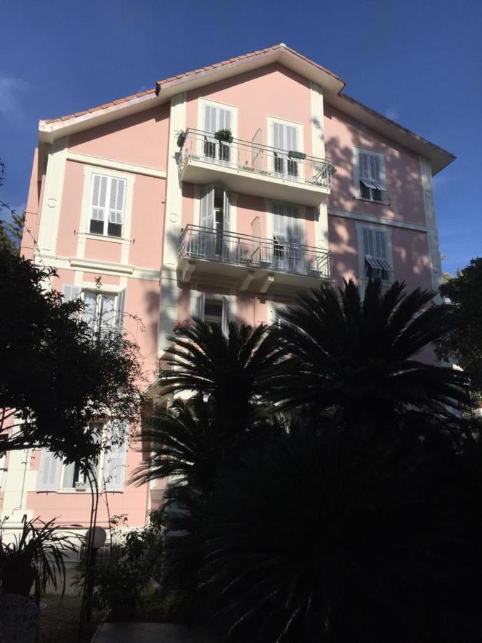 Hotel Lucciola Bordighera Zewnętrze zdjęcie